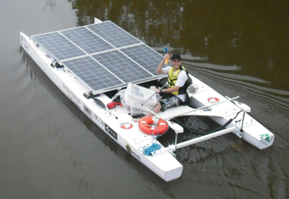 EPOSMote II with Vento Sul Solar Boat in 2012